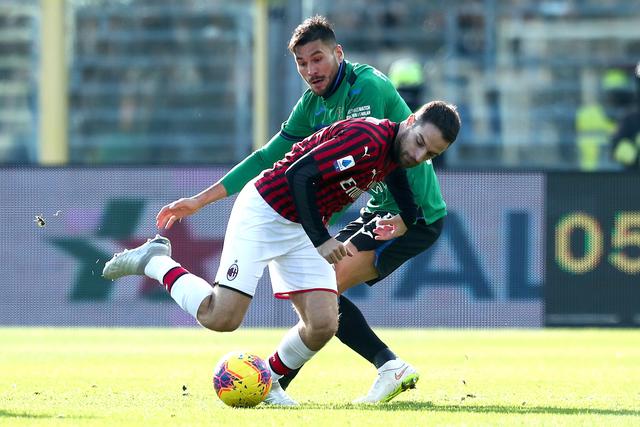 媒体人：四川男篮持有CBA公司5%股权被冻结