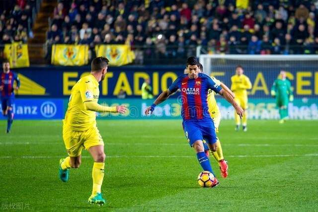 锡安28分字母哥空砍35+14 鹈鹕险胜雄鹿